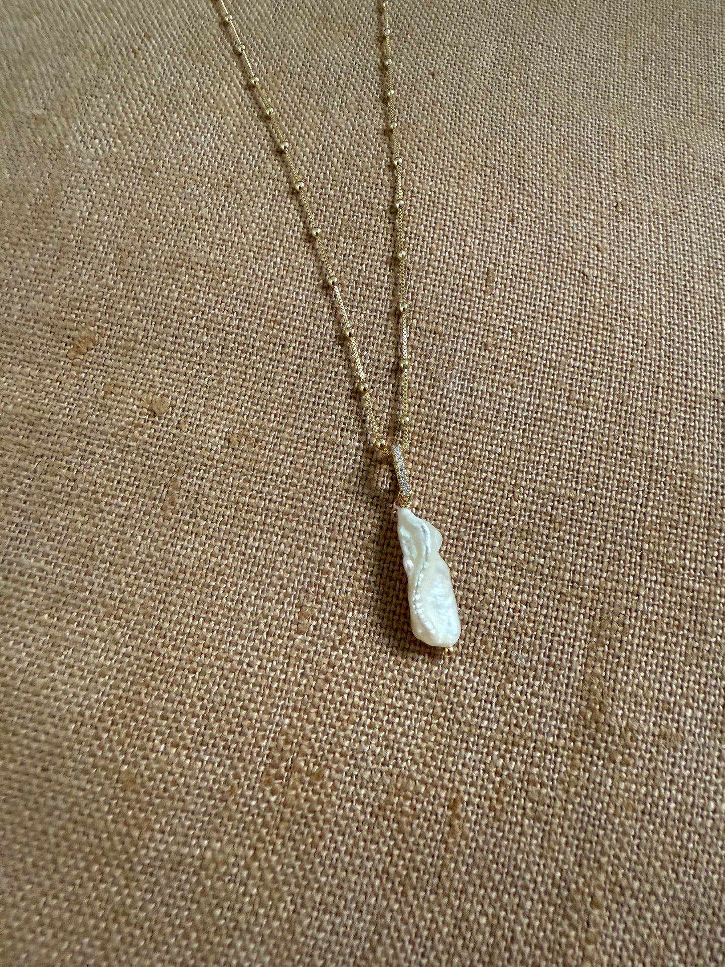 Perola