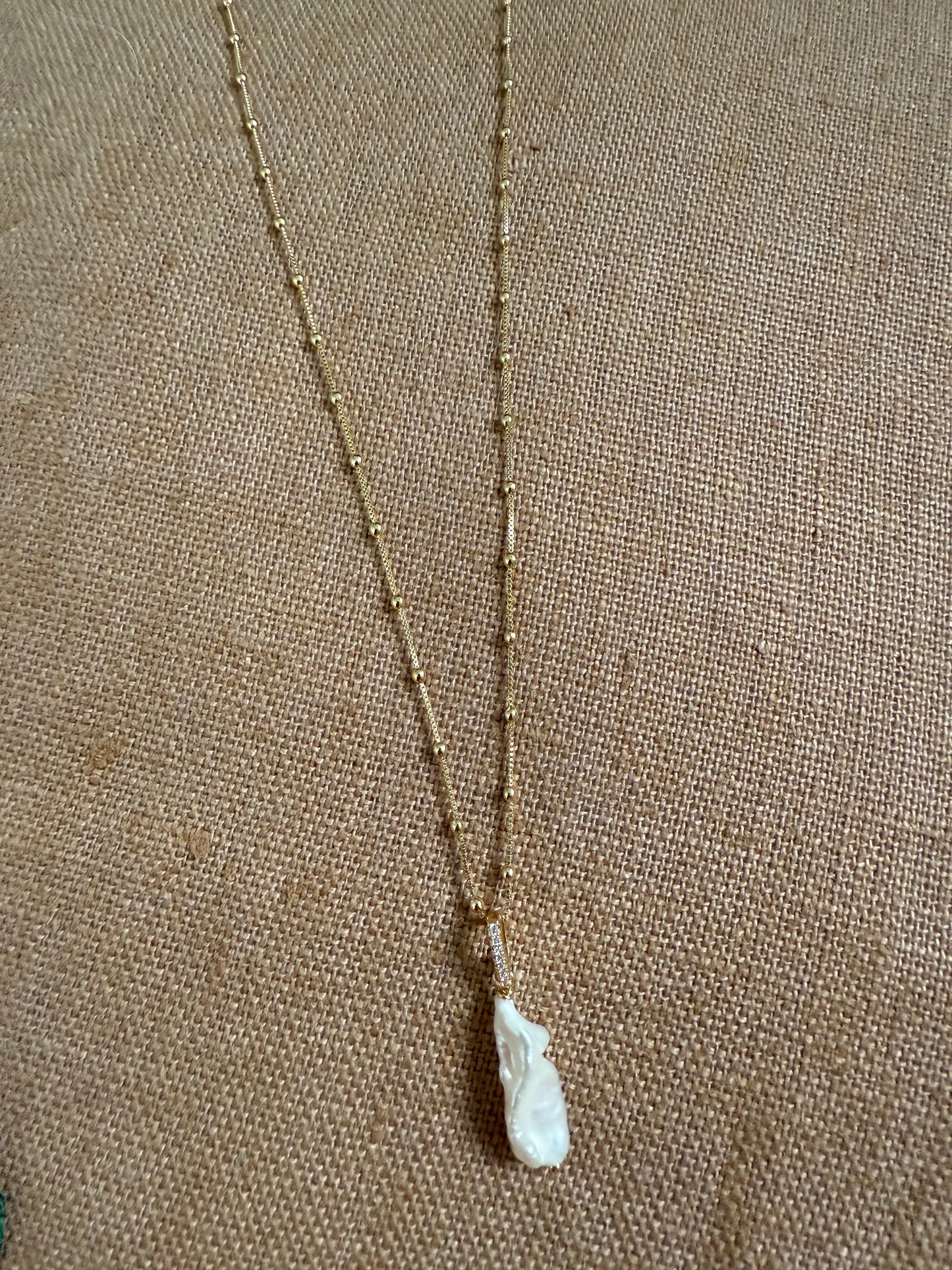 Perola